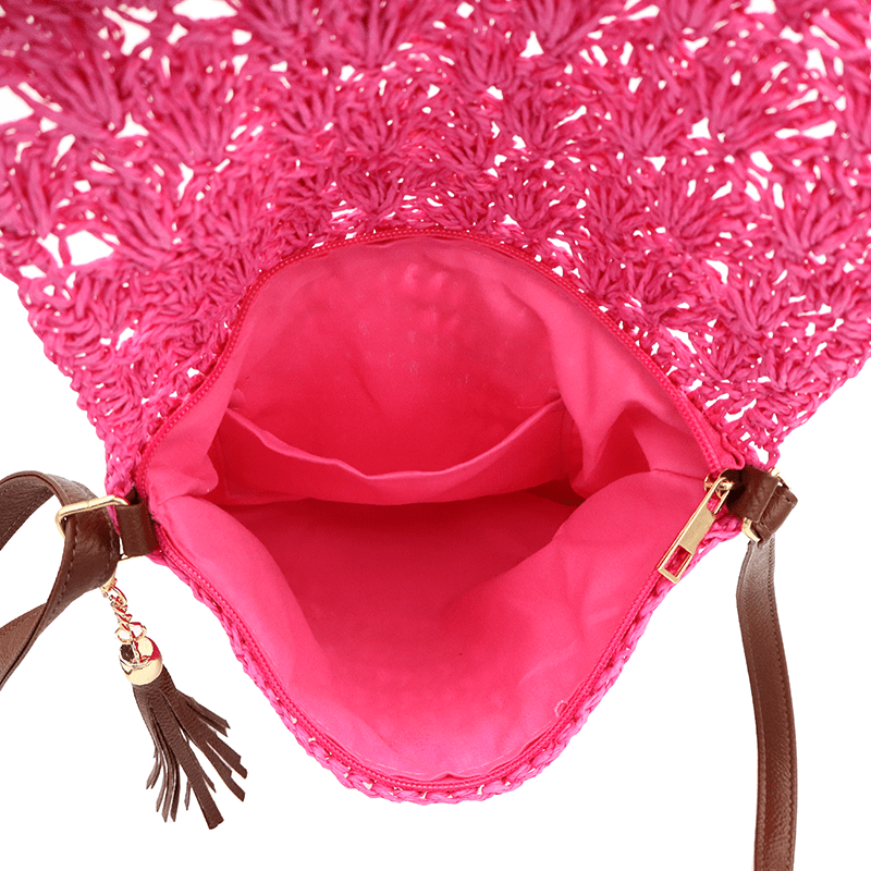 Könnyű válltáska rafia anyagból - fukszia