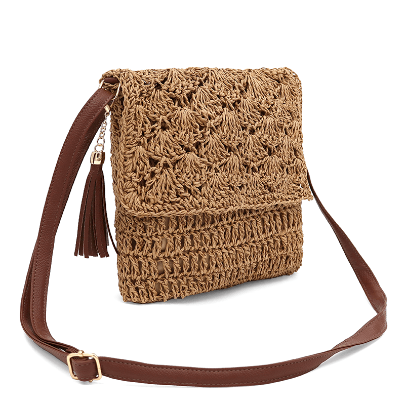 Könnyű válltáska rafia anyagból - barna