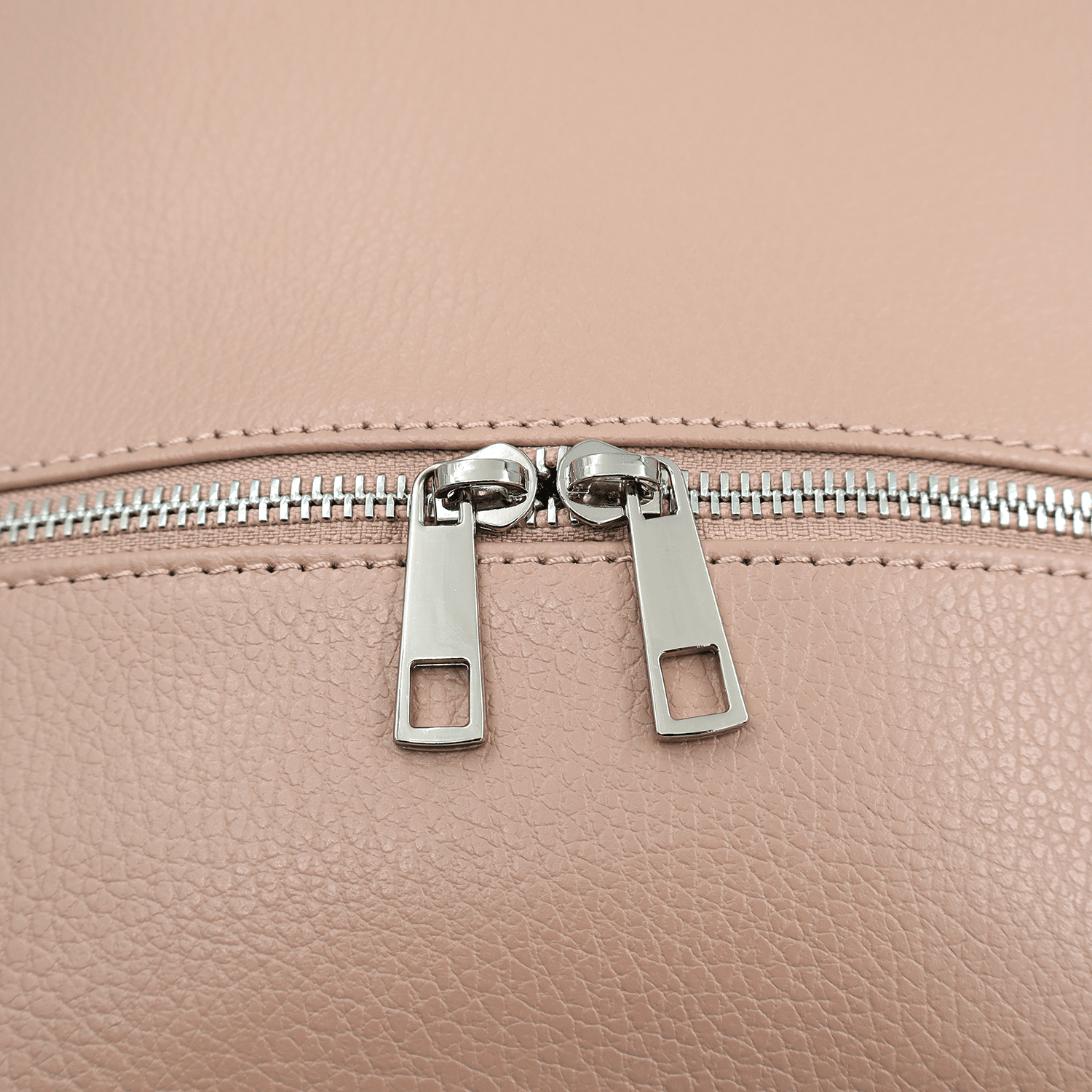 Női hátizsák természetes bőrből Linda - rózsaszín hamu