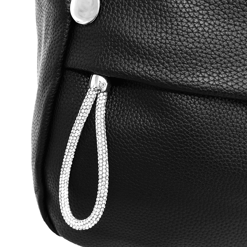 2 az 1-ben - Női hátizsák és táska érdekes részletekkel - fekete