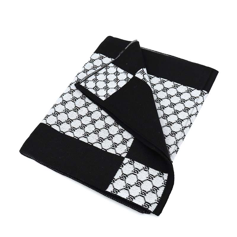 Női sál magas pamut tartalommal - fekete/fehér