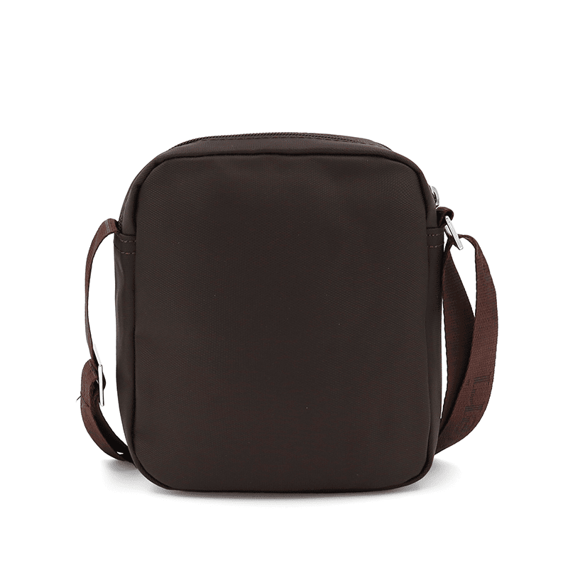 Kompakt férfi válltáska - sötétbarna