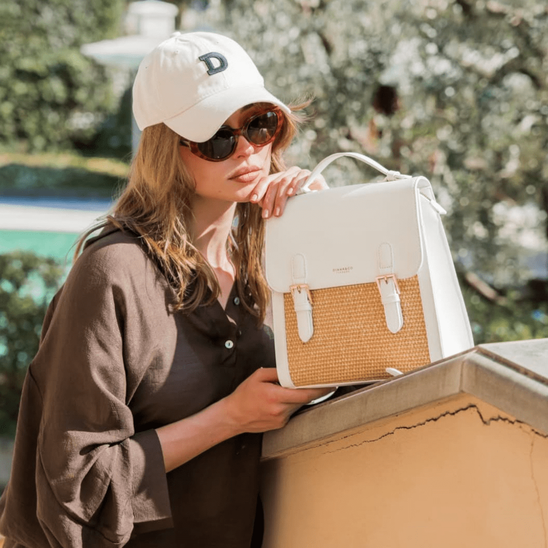 Diana & Co - Női hátizsák szalmával díszítve - rózsaszín