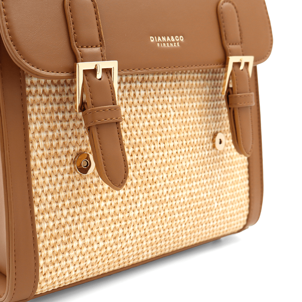 Diana & Co - Női hátizsák szalmával díszítve - barna