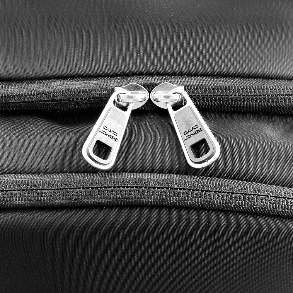 David Jones uniseks utazótáska – kézipoggyász repülőgépen, laptopzsebbel és poggyászrekesszel – fekete