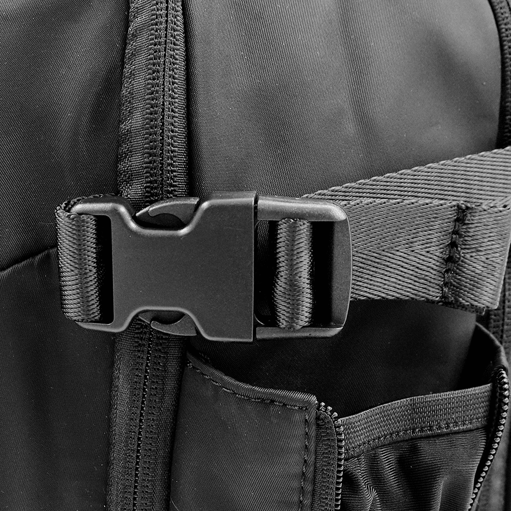 David Jones uniseks utazótáska – kézipoggyász repülőgépen, laptopzsebbel és poggyászrekesszel – fekete