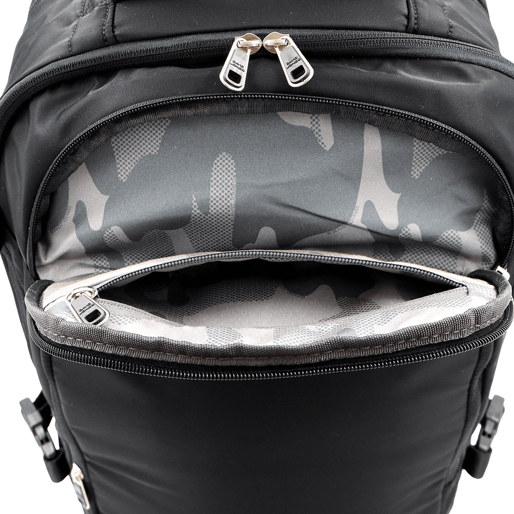 David Jones uniseks utazótáska – kézipoggyász repülőgépen, laptopzsebbel és poggyászrekesszel – fekete