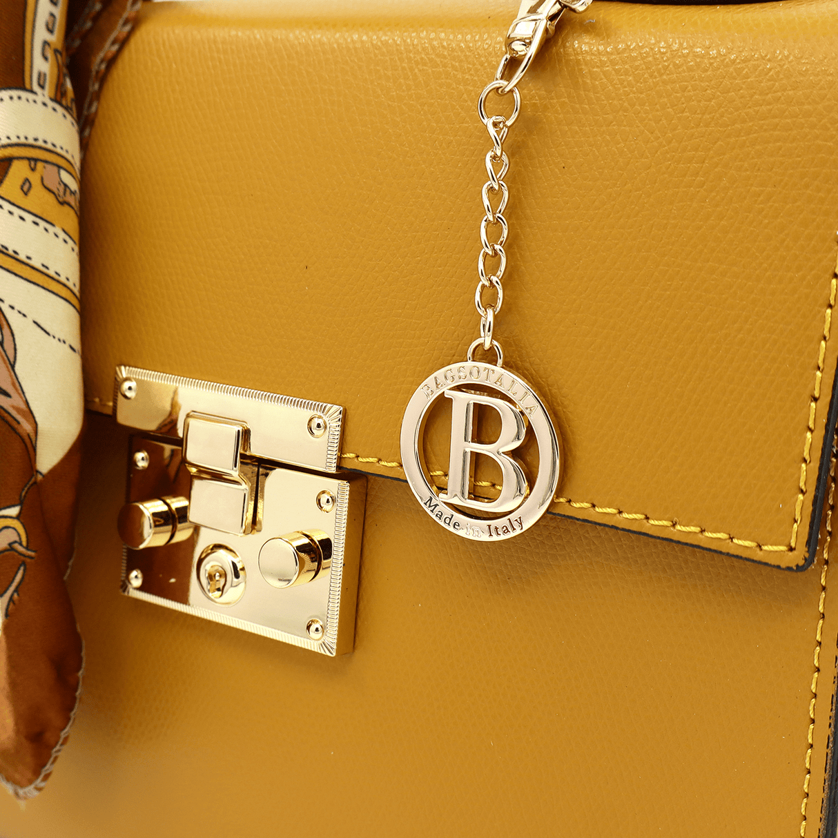 Természetes bőr táska Alessandra - mustársárga