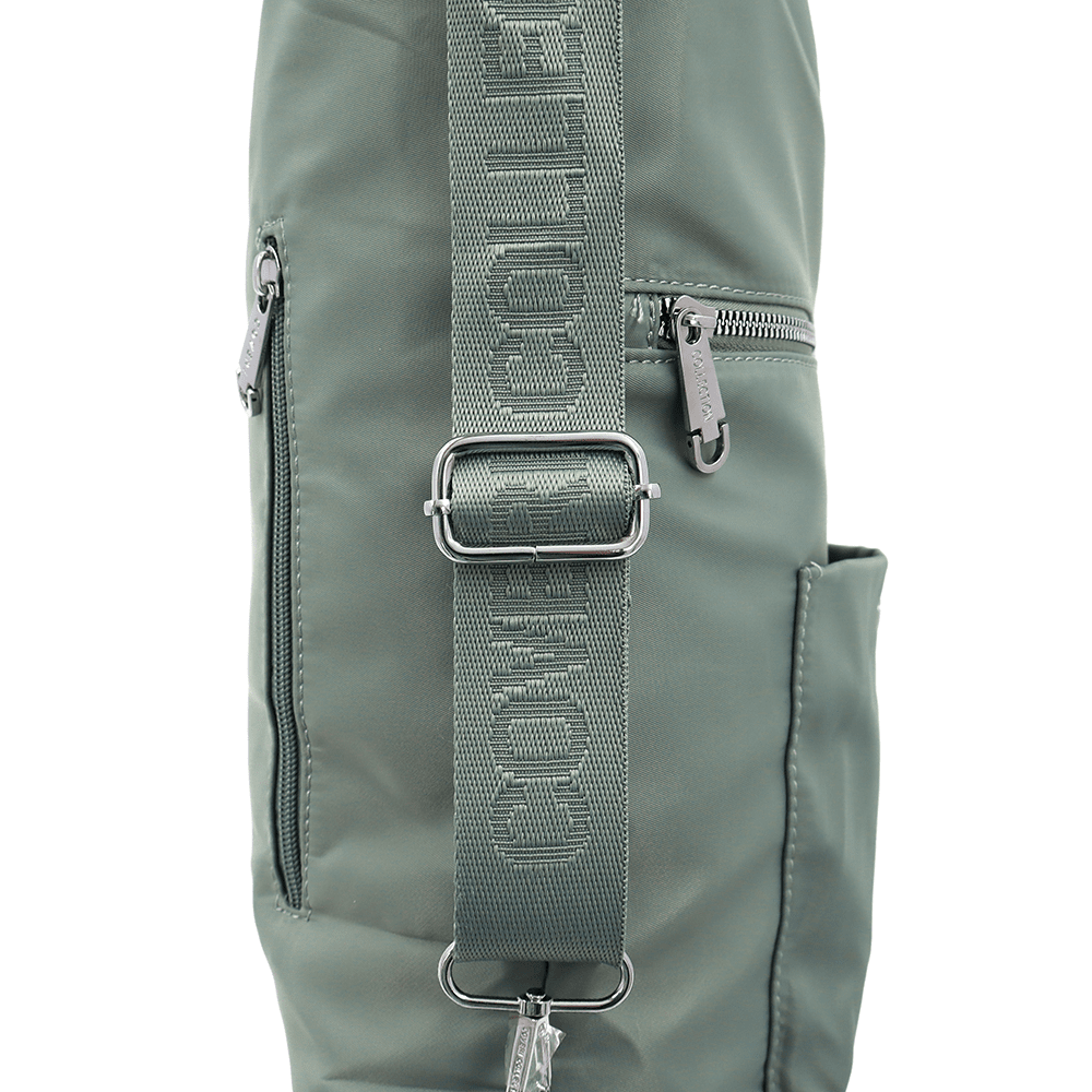 2 az 1-ben - Nagy vízálló táska és hátizsák - zöld