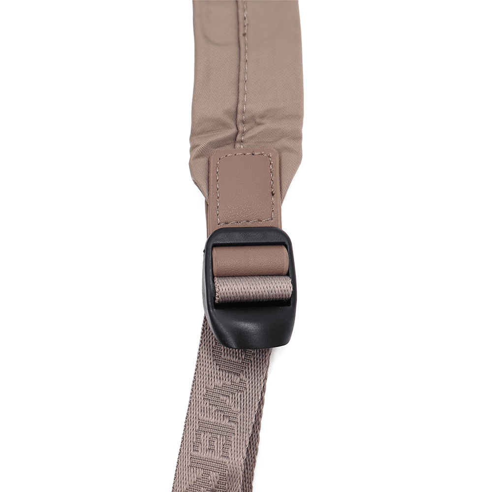 Női hátizsák szövetből, lógó pénztárcával - barna