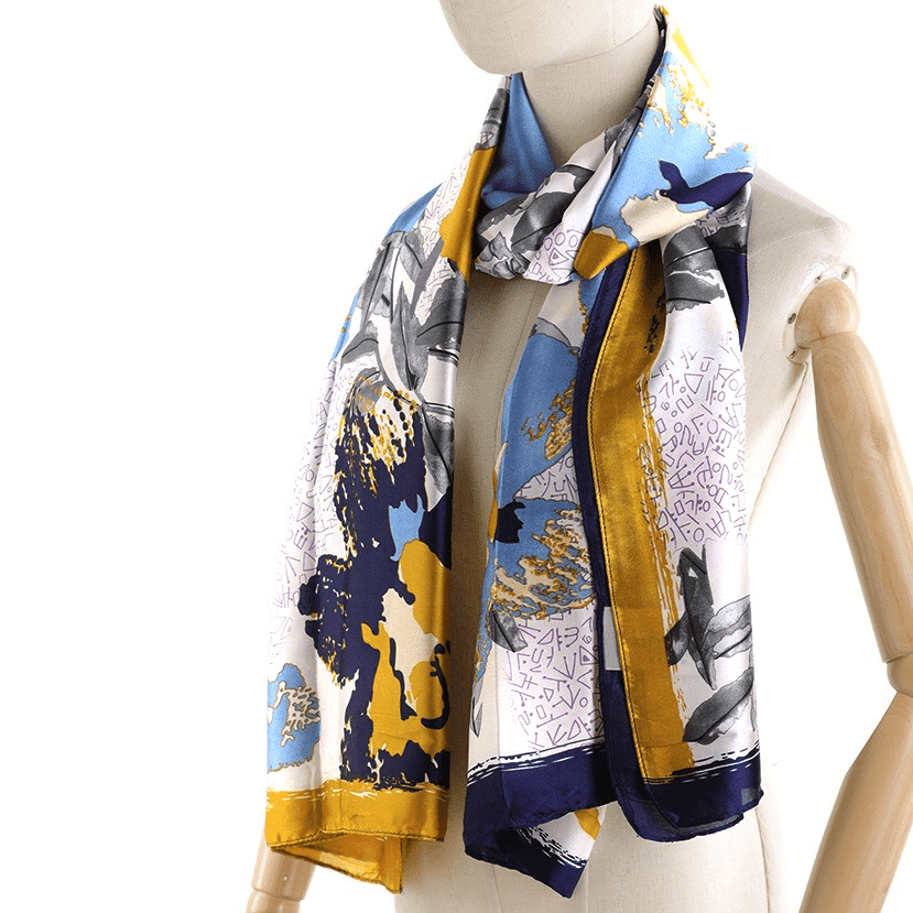 Női sál nyomtatott mintával - fragmentumok