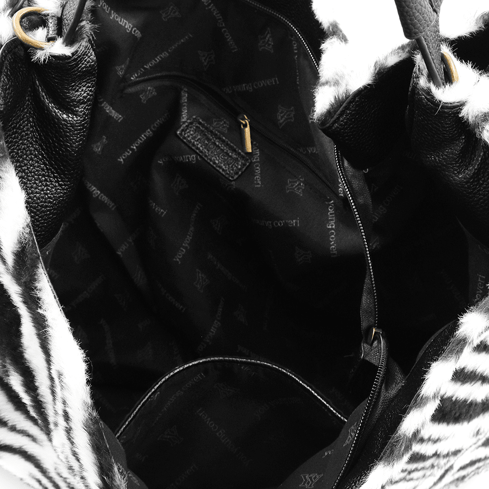 Nagy női táska, zsák típusú, öko szőrből, állati mintával - zebra