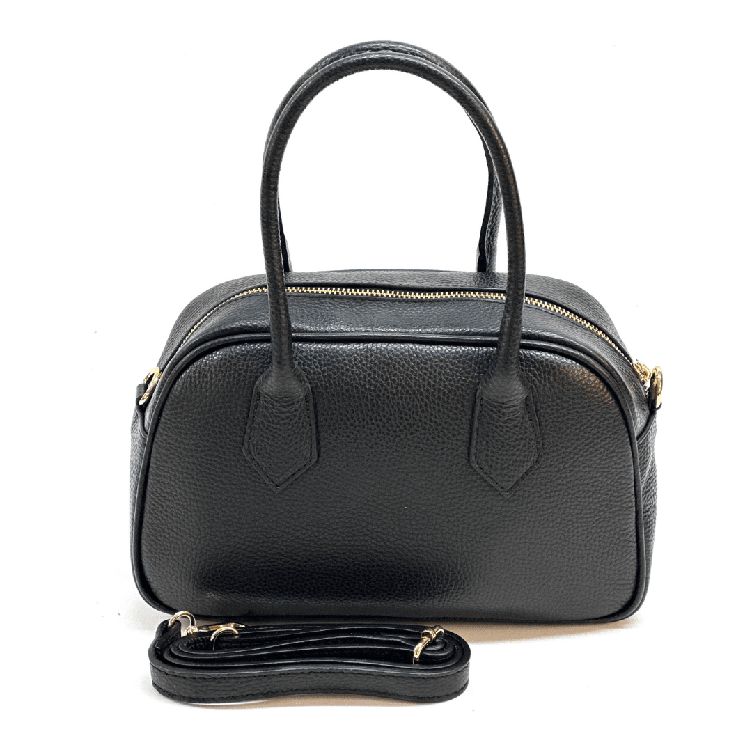 Női táska természetes bőrből, lánccal Ria - fekete