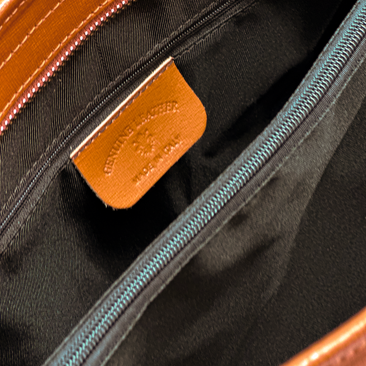 Nagy méretű női táska természetes bőrből – világosbarna