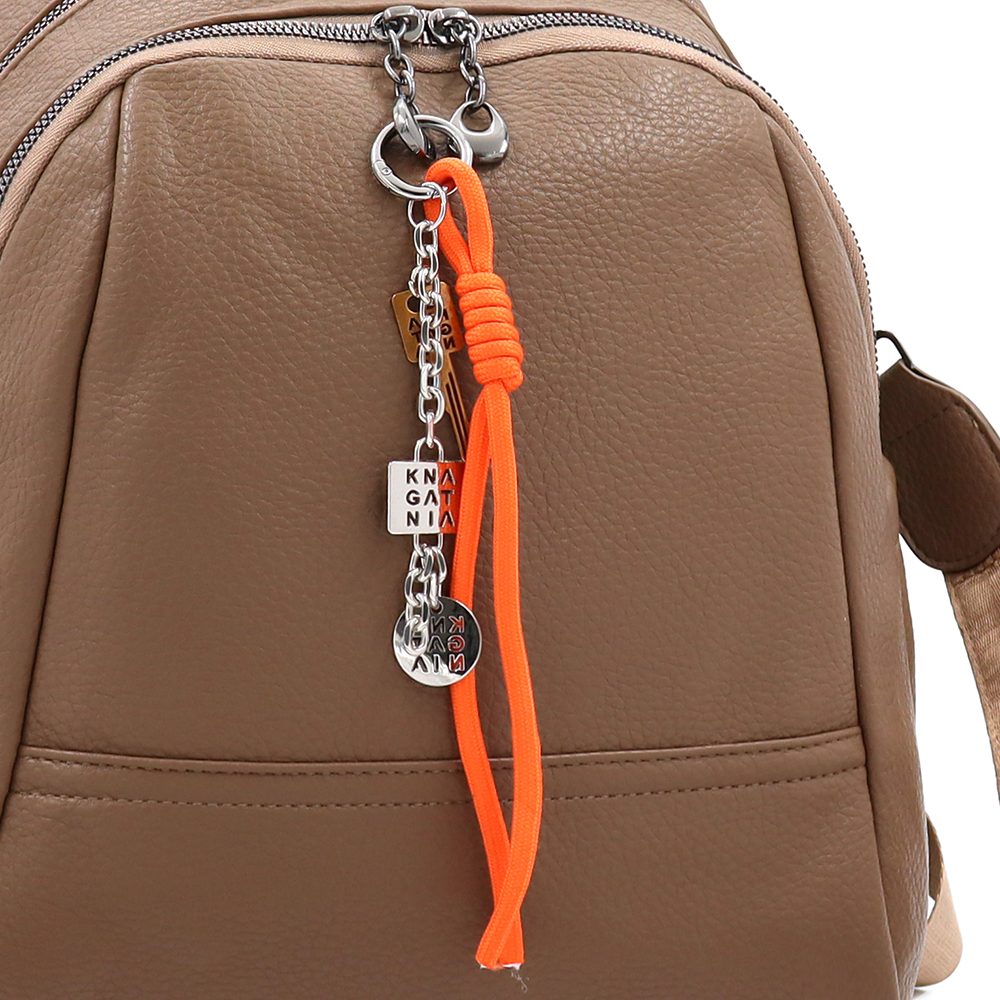 2 az 1-ben – Hátizsák és táska két nagy rekesszel és kulcstartóval – barna