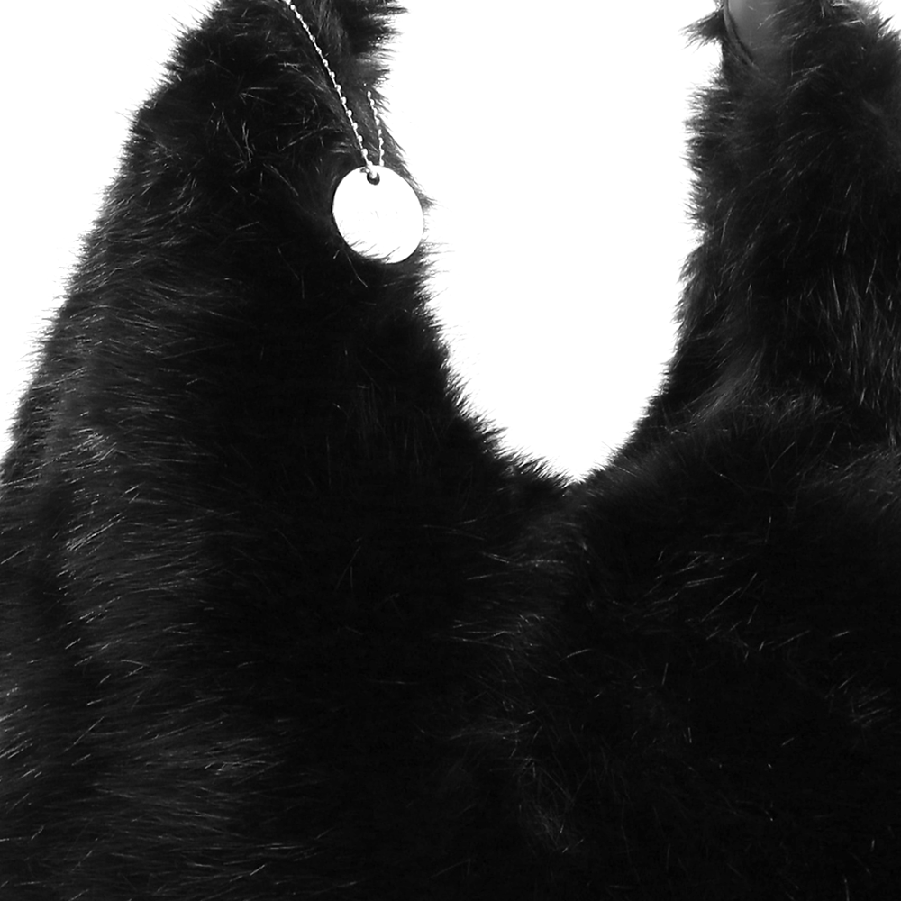 Nagy női táska típusú táska plüssből – fekete