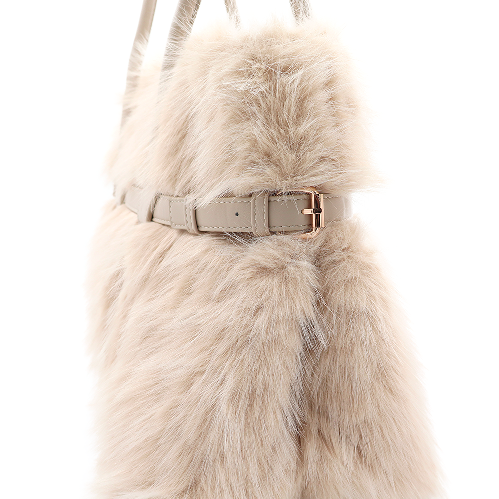 Nagy női táska plüssből – bézs