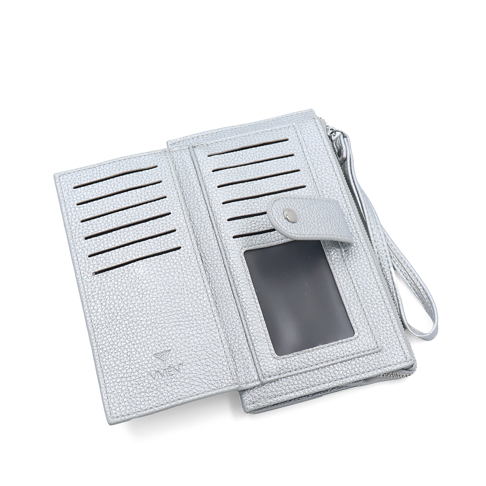 Női pénztárca csuklópánttal – ezüstszínű