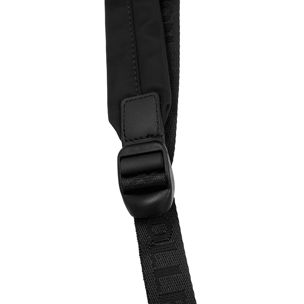 Női hátizsák szövetből, lógó pénztárcával - fekete