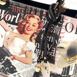 Női táska természetes bőrből, Alika - Monroe nyomtatással
