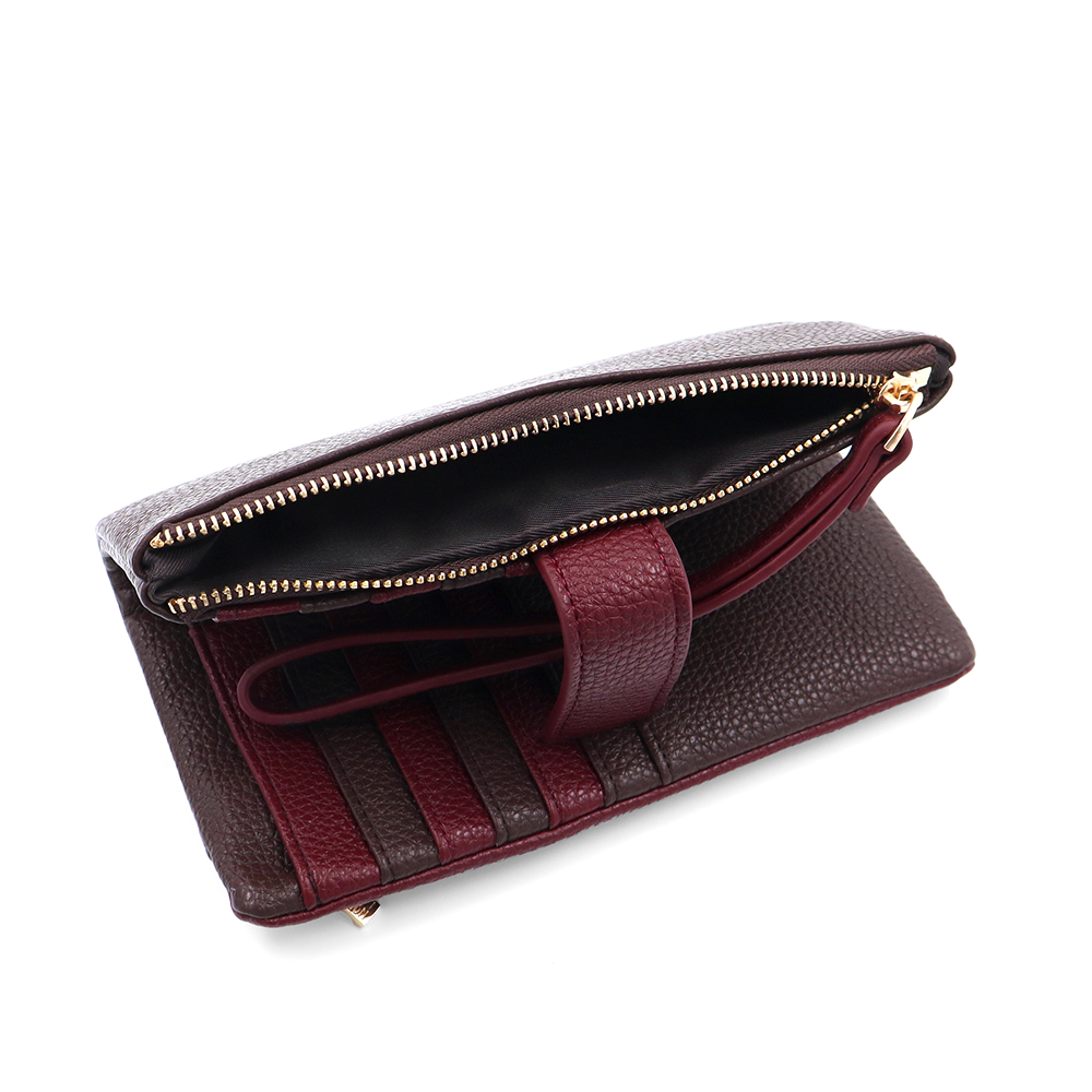 Női pénztárca kézi pánttal – barna