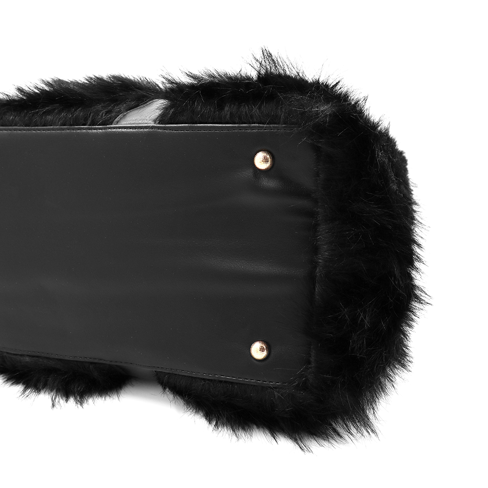 Nagy női táska plüssből – fekete