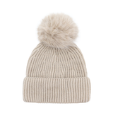 Téli sapka pomponnal – világosbarna