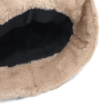 Női téli cloche sapka műszőrmével – világosbarna