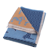 Kétoldalas sál ló mintával – kék/téglabarna