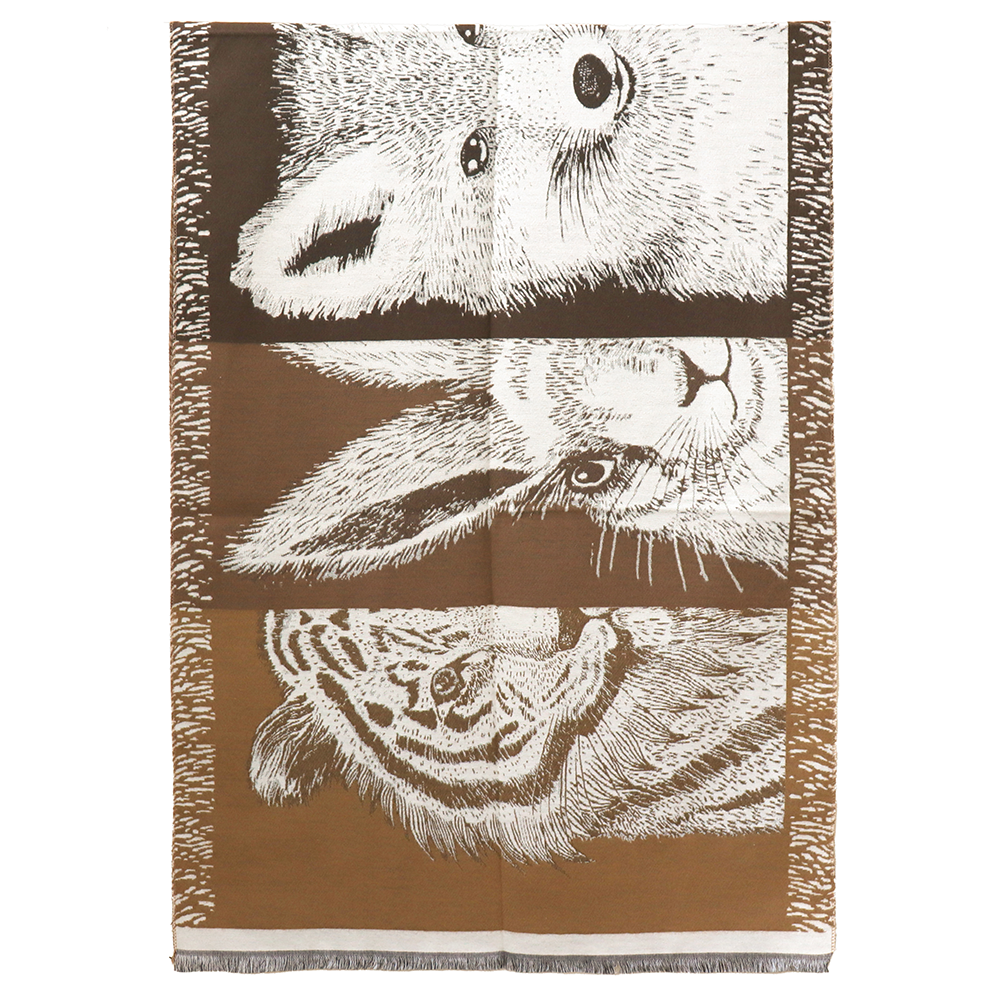 Kétoldalas sál állatmintával – barna