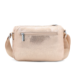 Vállra akasztható női táska metál hatással – világosbarna