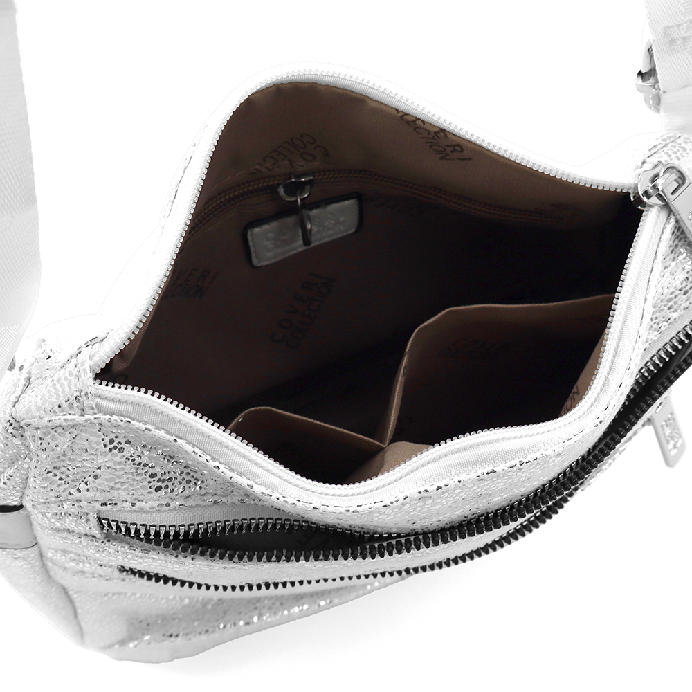 Vállra akasztható női táska metál hatással – fehér