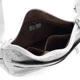 Vállra akasztható női táska metál hatással – fehér