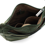 Vállra akasztható női táska metál hatással – zöld