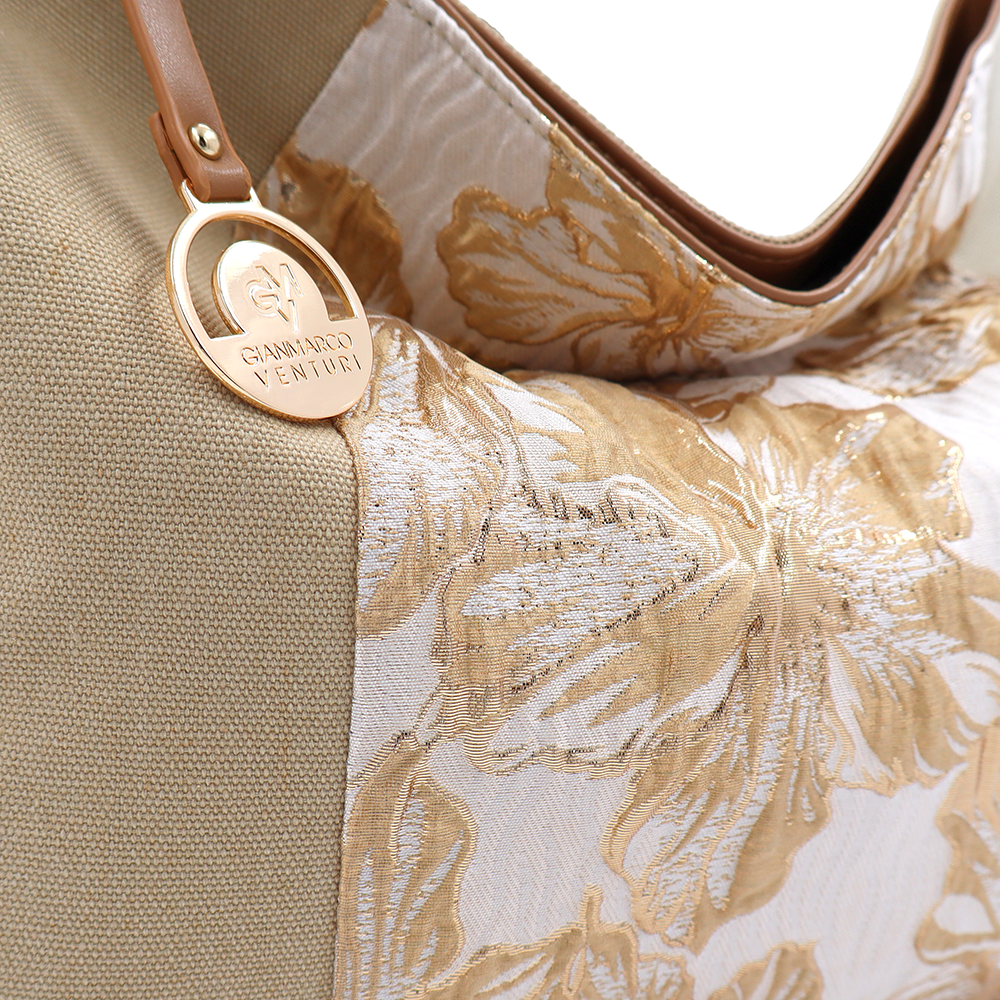 Nagy női táska típusú táska – világosbarna